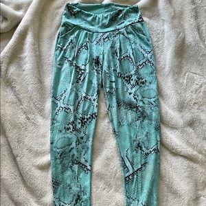 Flow Movement Leggings